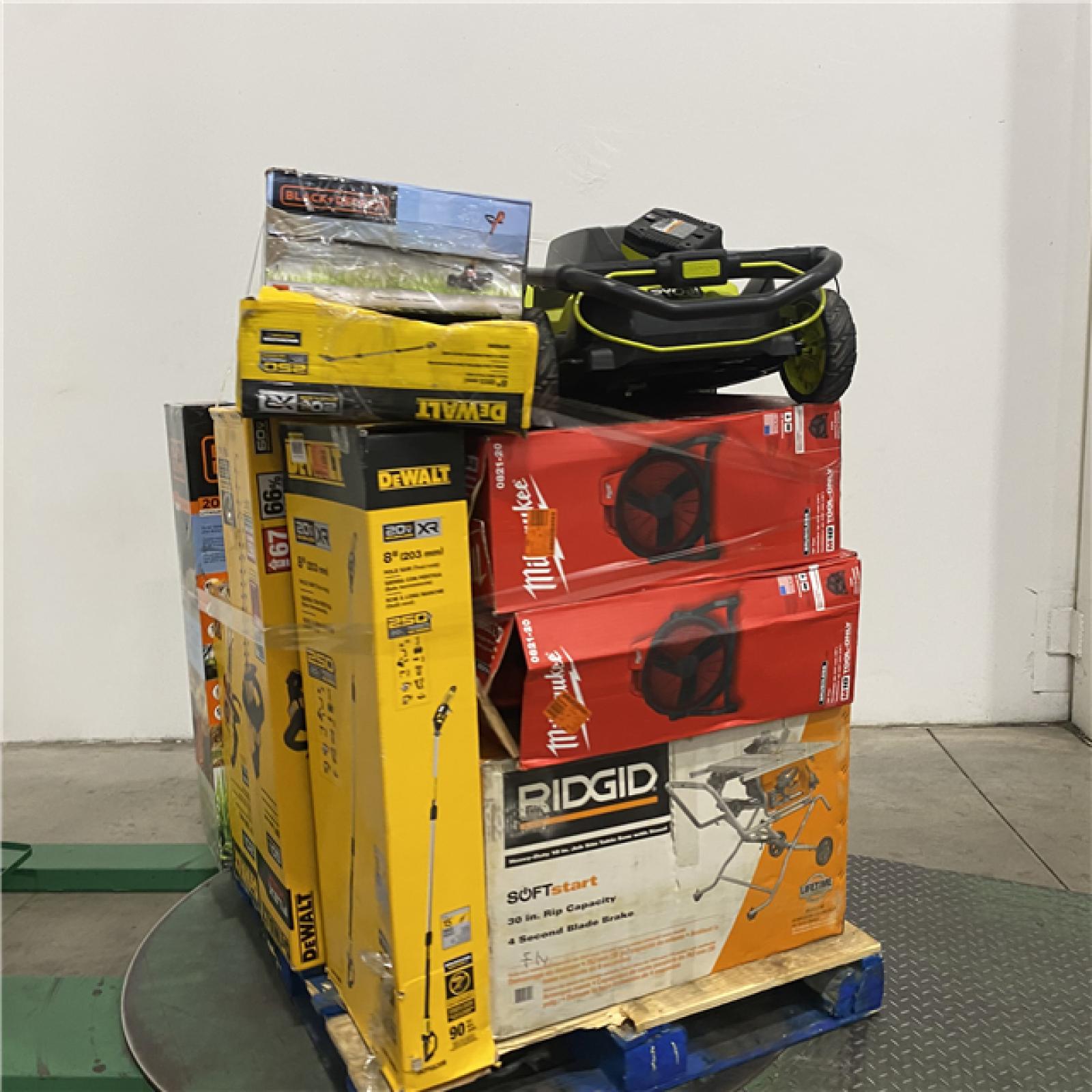 Dallas Location - As-Is Tool Pallet