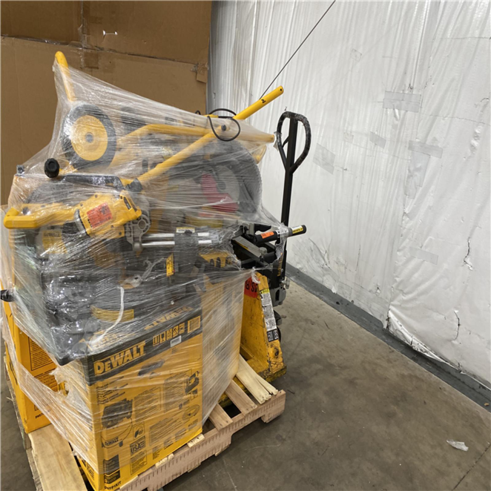 Houston Location AS IS - Tool Pallet