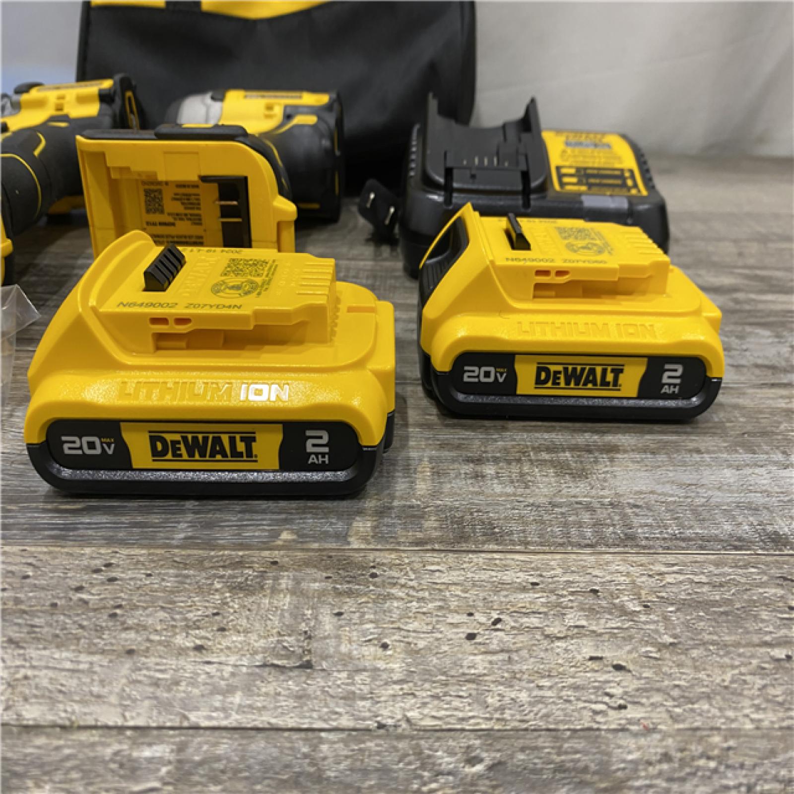 AS-IS DEWALT ATOMIC 20-Volt MAX Lithium-Ion Cordless Combo Kit