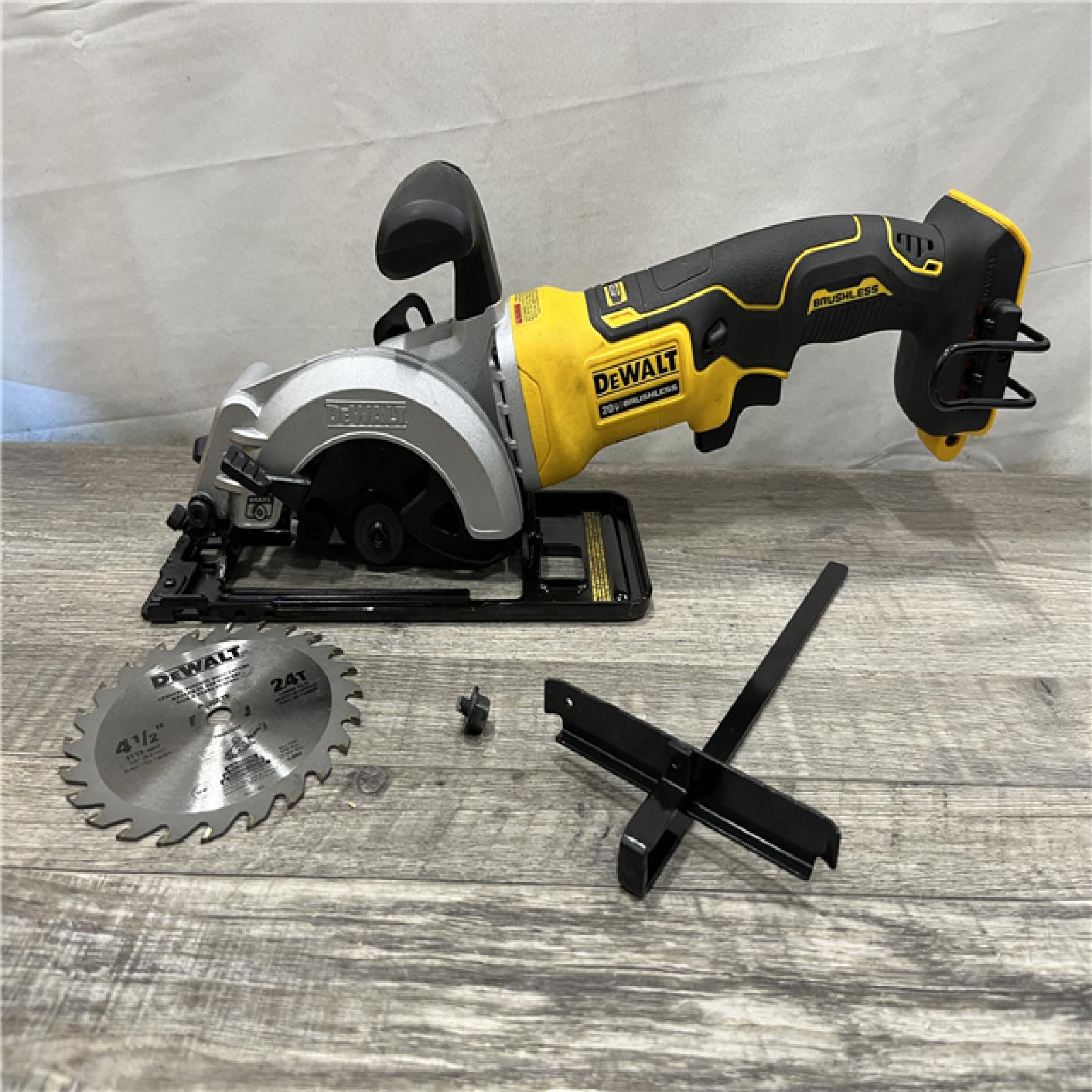 AS-IS DEWALT ATOMIC 20V MAX Cordless Brushless 4-1/2 in. Circular Saw (Tool Only)
