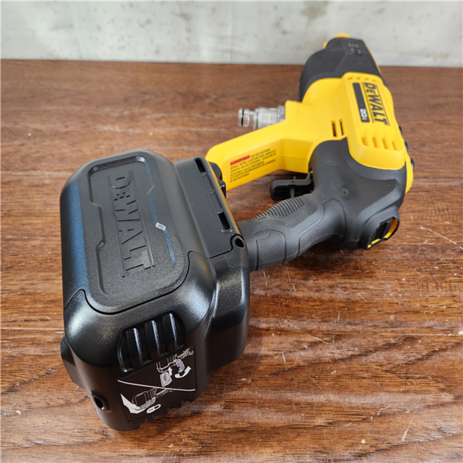 AS-IS Dewalt 20V MAX Brushless Cordless Power Cleaner w/ 4 Nozzles (Tool-Only)