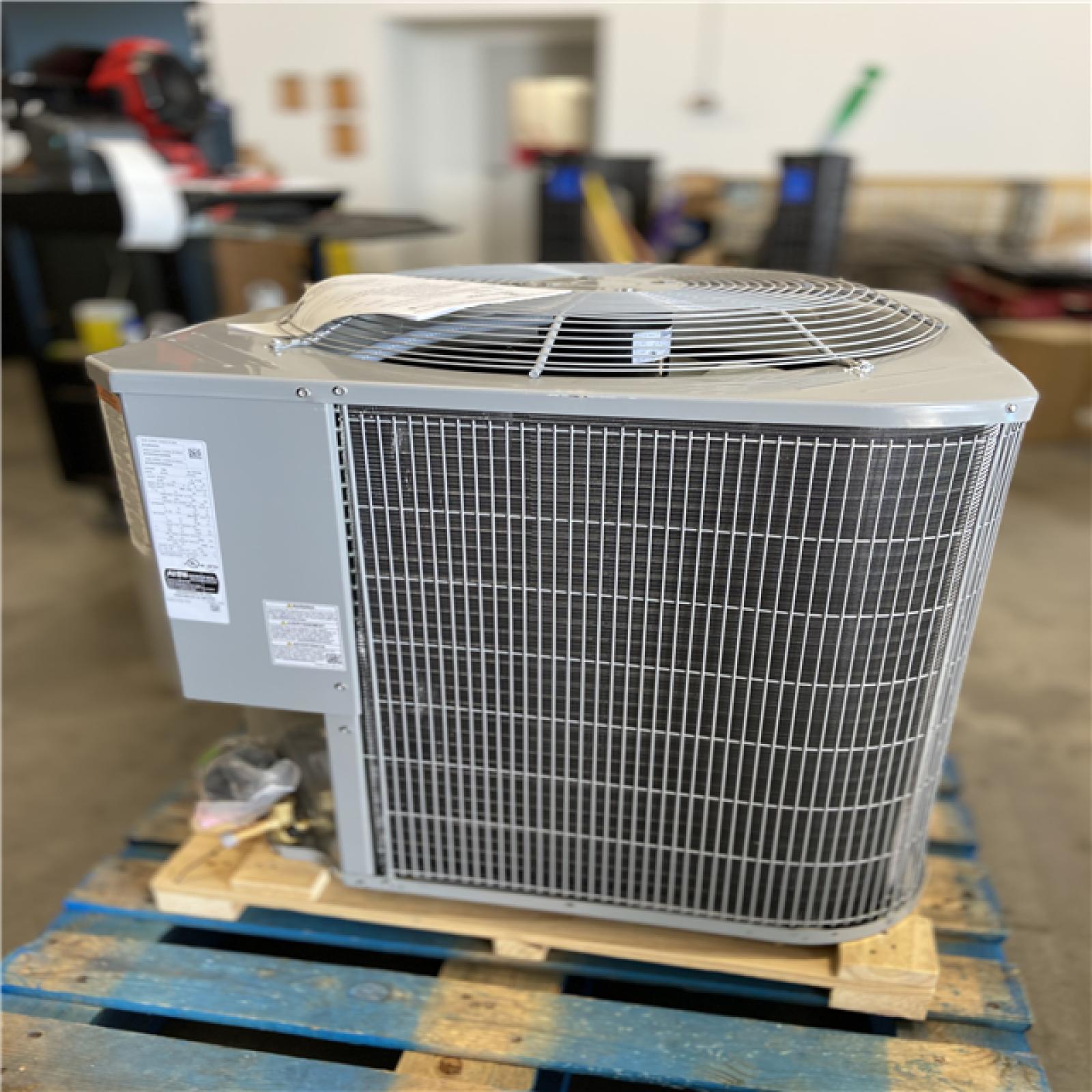 DALLAS LOCATION - Smartcomfort® by Carrier 2 Ton 14.3 Seer2 Heat Pump
