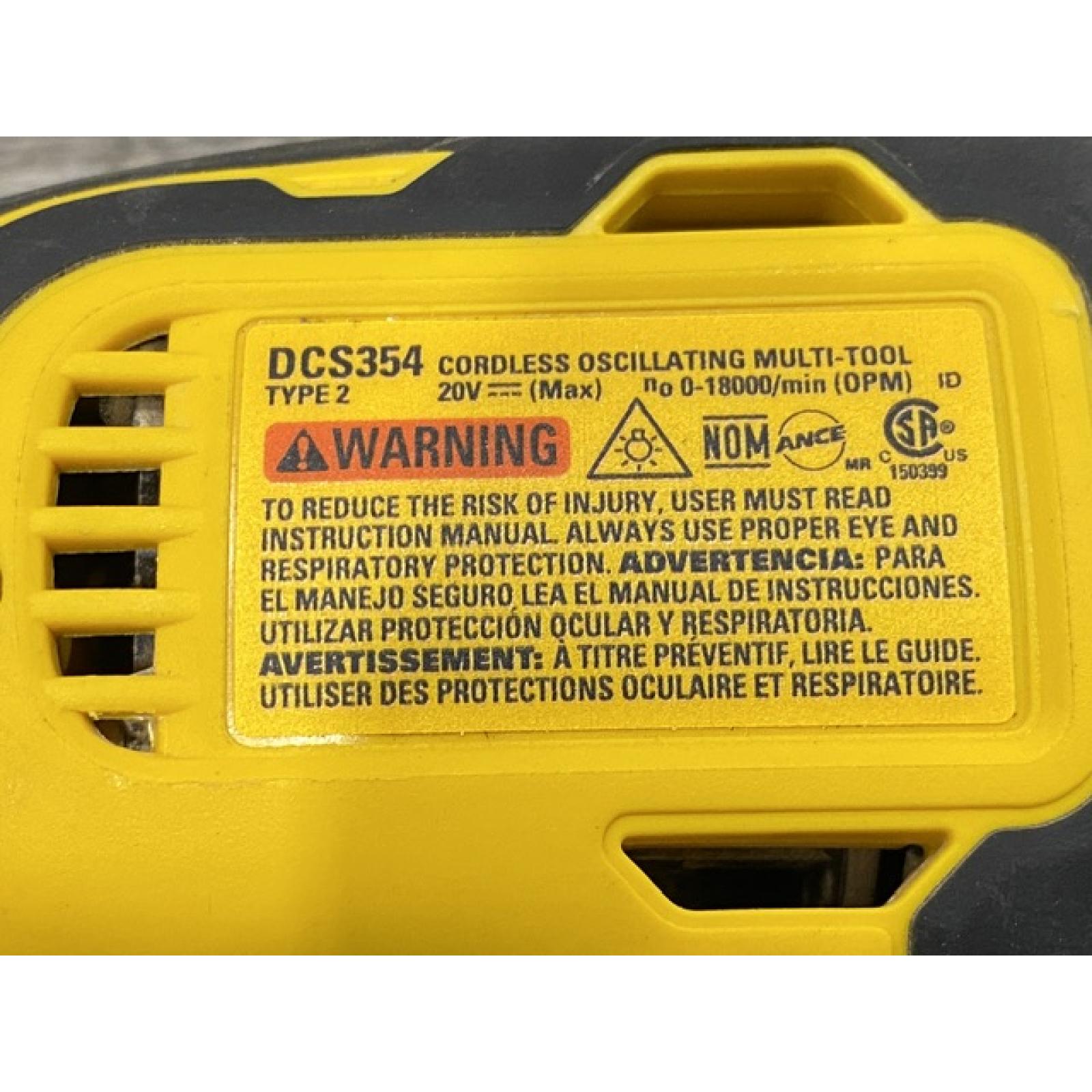 AS-IS DEWALT ATOMIC 20V MAX Cordless Brushless Oscillating Multi Tool Kit