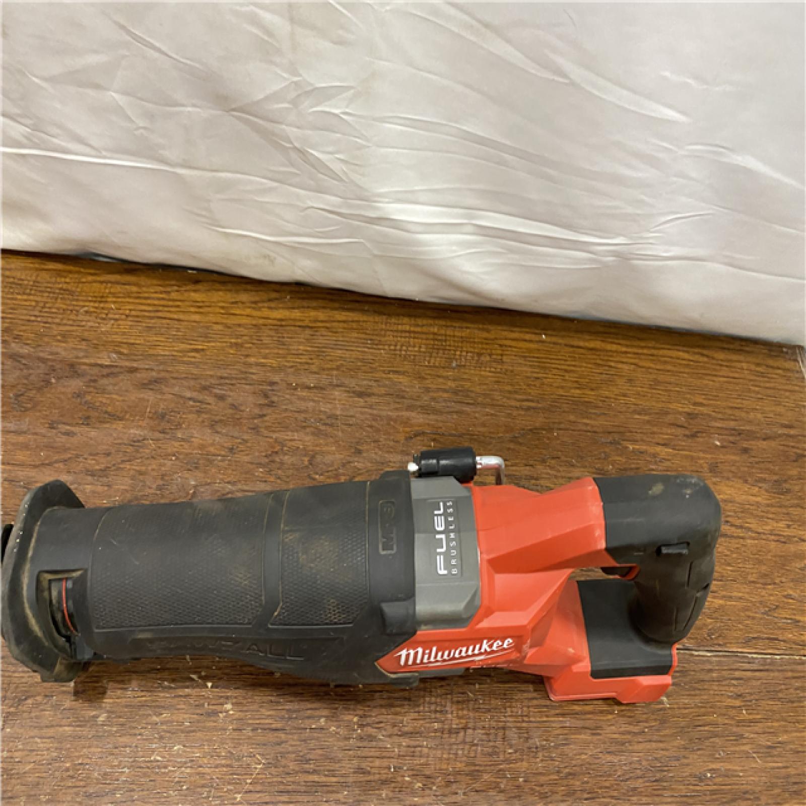 AS-IS Milwaukee M18 18V Fuel Sawzall 1-1/4  Reciprocating Saw Cordless Lithium-Ion Brushless 2821-20