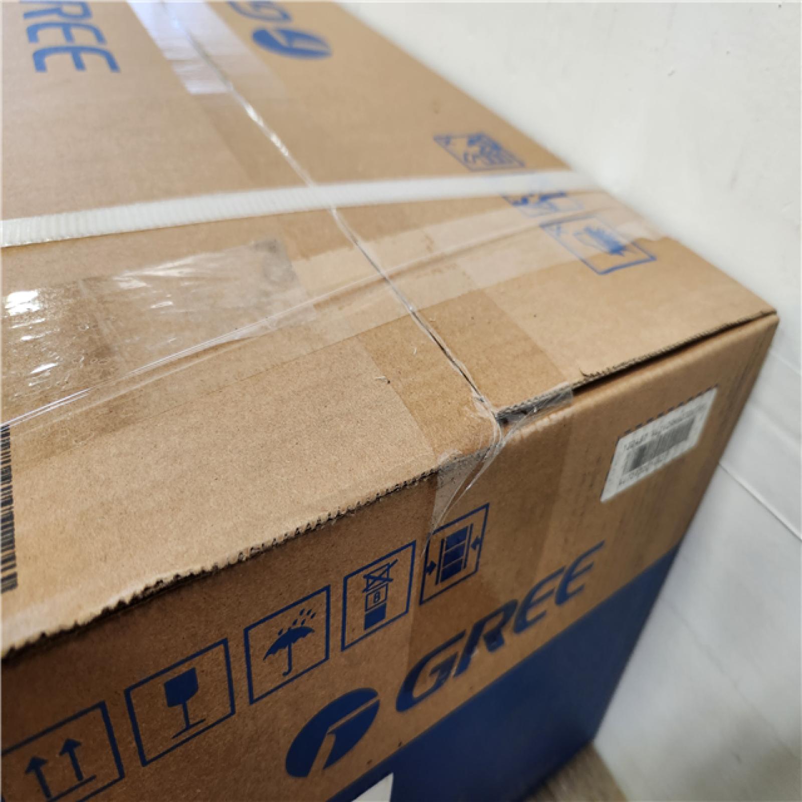 Phoenix Location NEWLY SEALED MULTI18HP230V1EO Gree 18,000 BTU 2-Zone Gen2 21 SEER Heat Pump