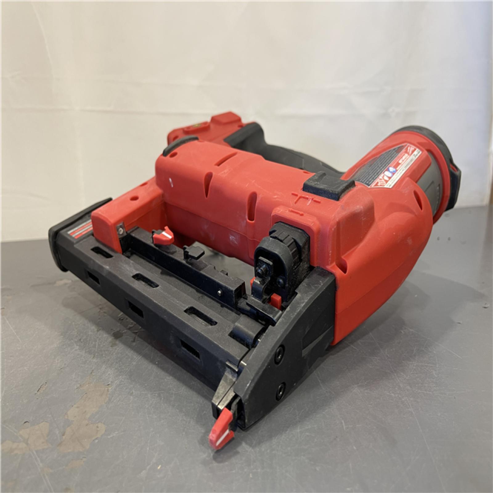 AS-IS - MILWAUKEE FUEL 18-Volt Lithium-Ion Brushless Cordless 18-Gauge 1/4 in. Narrow Crown Stapler