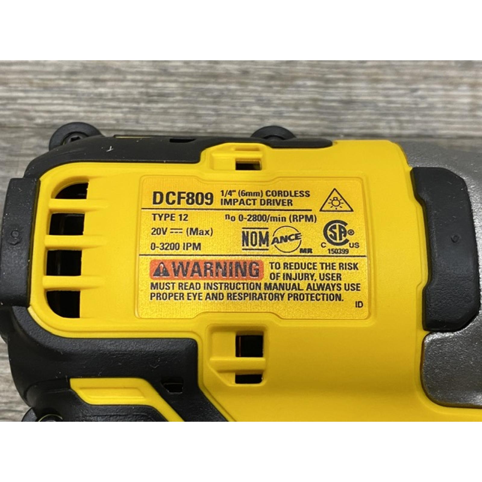 AS-IS DEWALT Atomic 20V Max Lithium-Ion Brushless Cordless Compact 1/4 in. Impact Driver Kit
