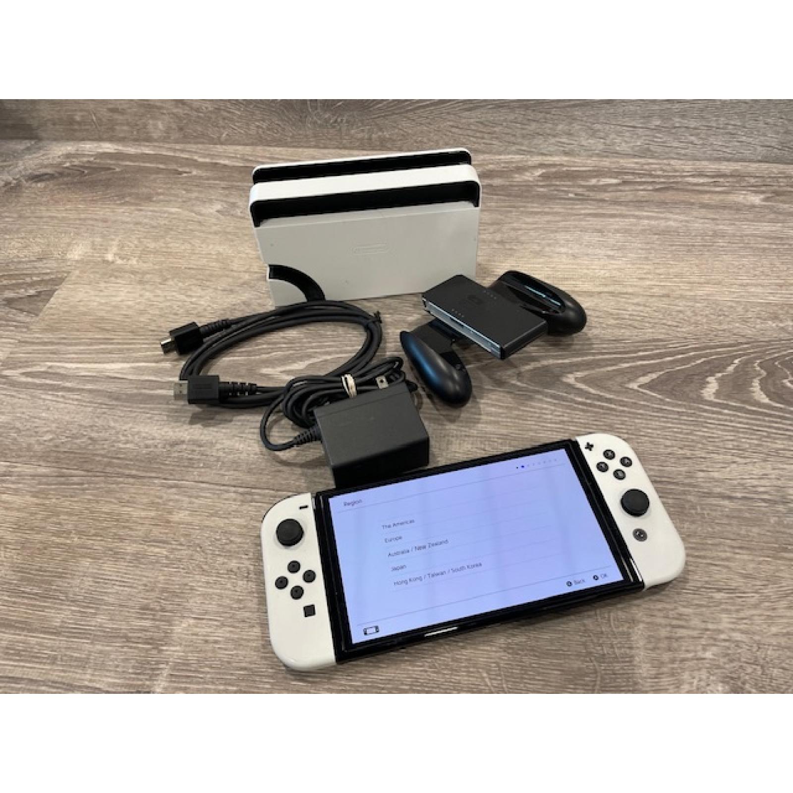 AS-IS Nintendo Switch OLED - Game console