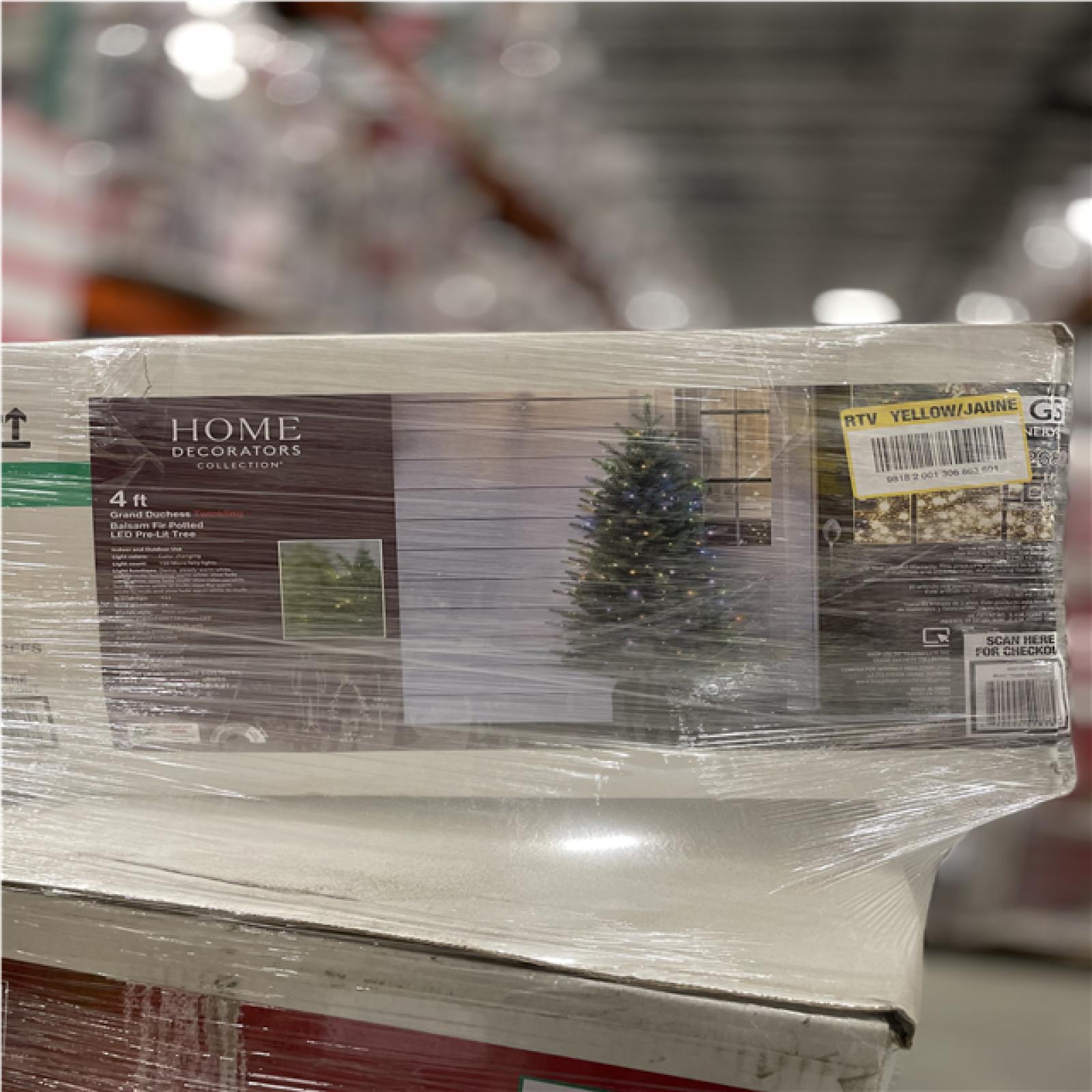 DALLAS LOCATION- AS-IS ASSORTED CHRISTMAS TREES PALLET