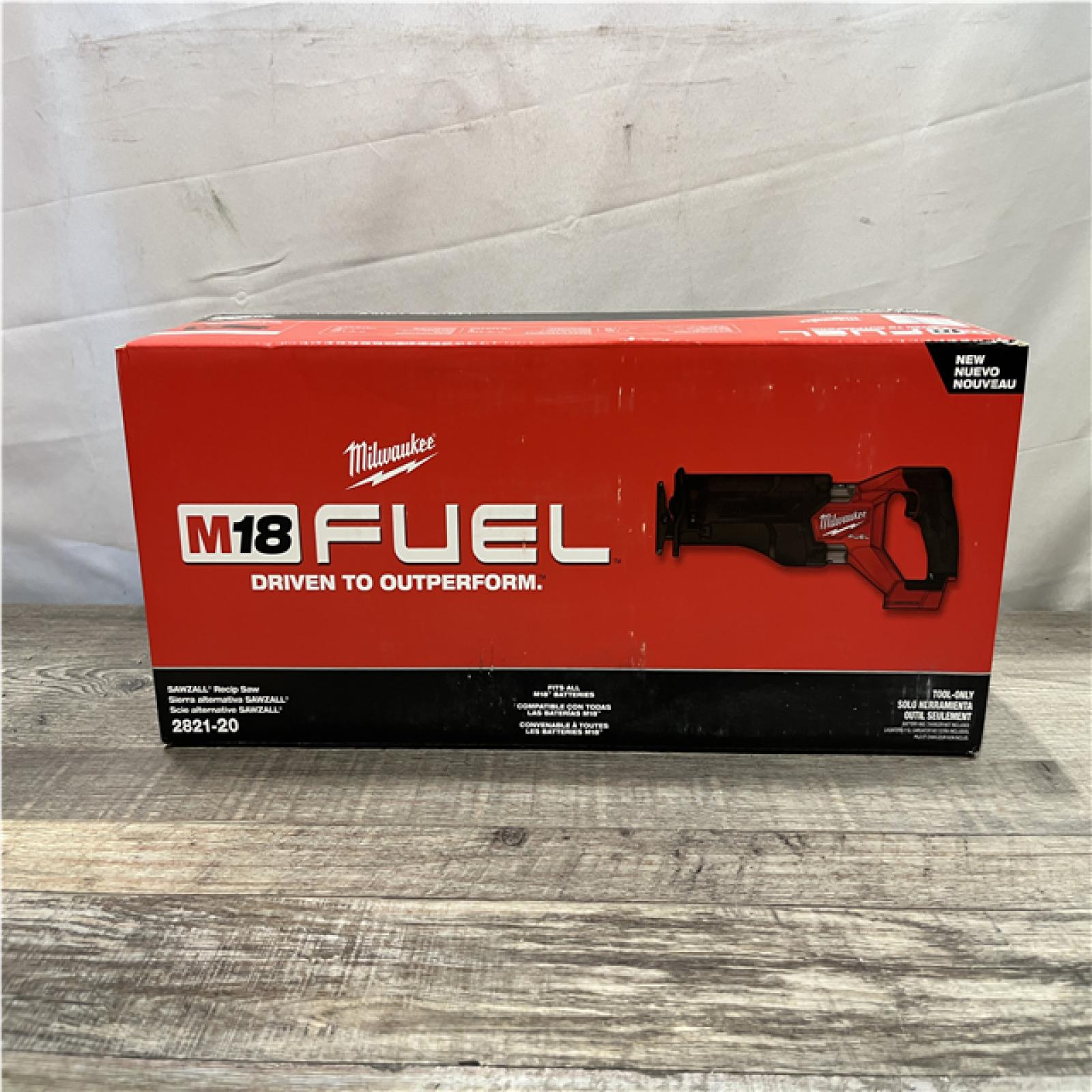 NEW - Milwaukee FUEL GEN-2 18V Lithium-Ion Brushless Cordless SAWZALL Reciprocating Saw (Tool-Only)