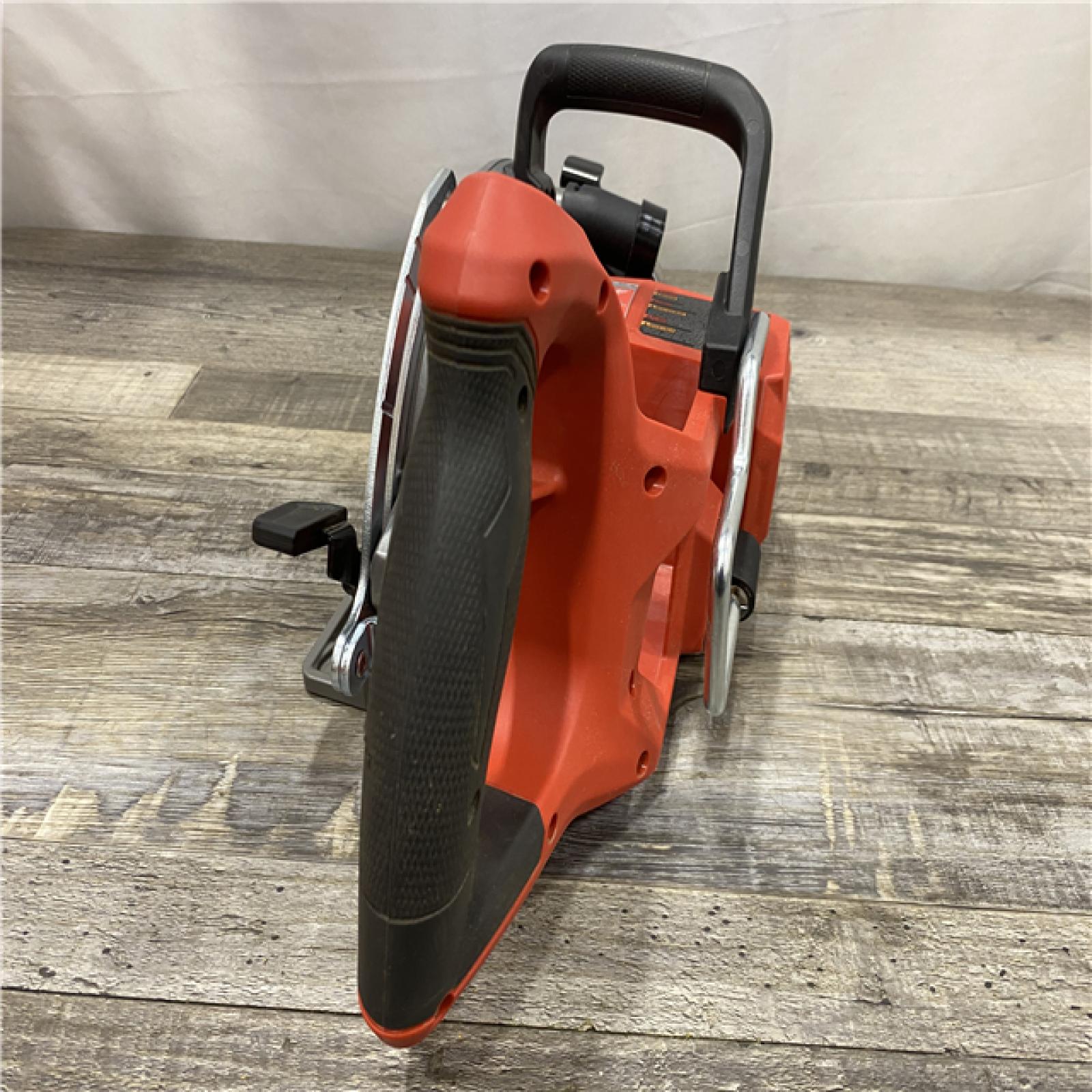 AS-IS Milwaukee FUEL 18V Lithium-Ion Cordless 7-1/4 in. Rear Handle Circular Saw (Tool-Only)