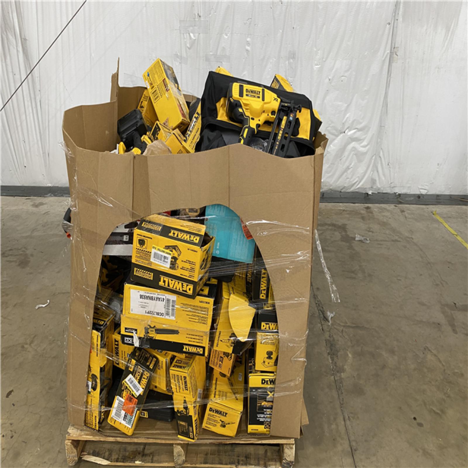 Houston Location AS IS - Tool Pallet