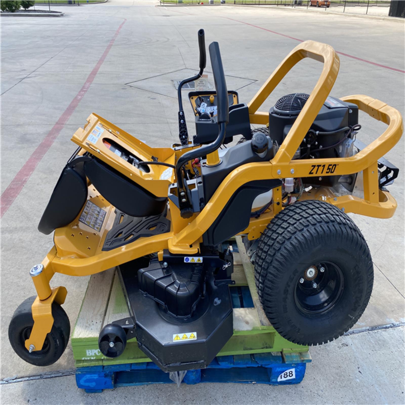 Houston Location - CLUB CADET ZT1 50''