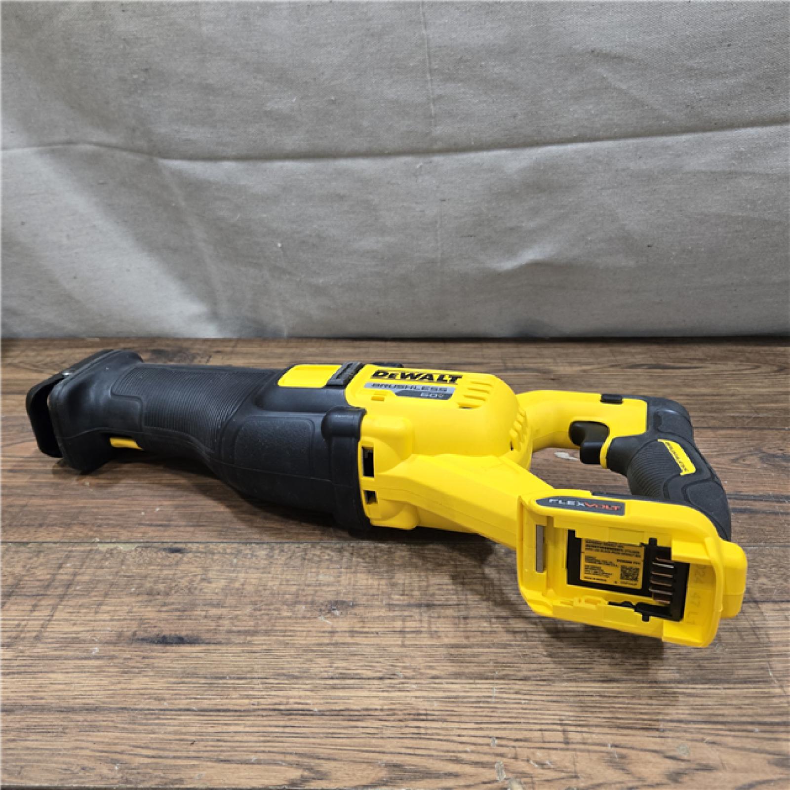 AS-IS DeWalt DCS389B FLEXVOLT 60V MAX Cordless Brushless Reciprocating Saw (Tool-Only)