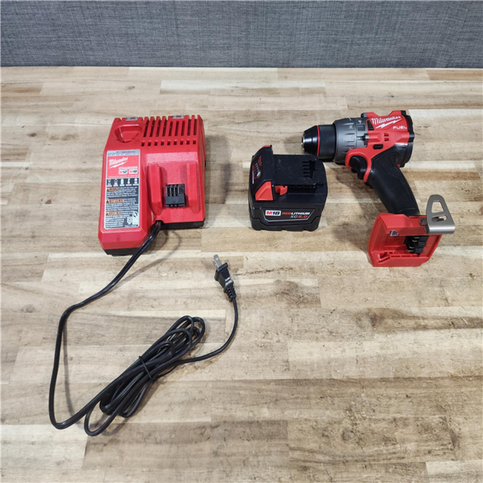 HOUSTON LOCATION - AS - IS Milwaukee FUEL 18V Lithium-Ion Brushless Cordless 1/2 in. Hammer Drill Driver Kit