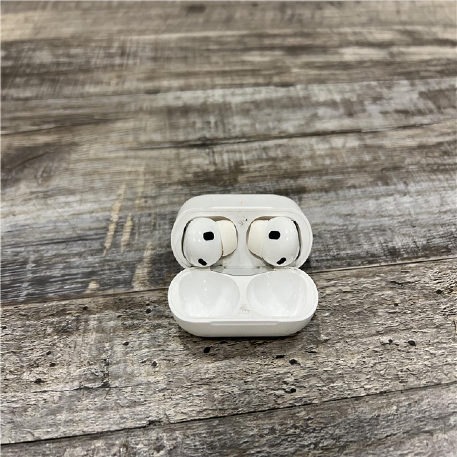 AS-IS AirPods Pro (2nd generation) with MagSafe Case