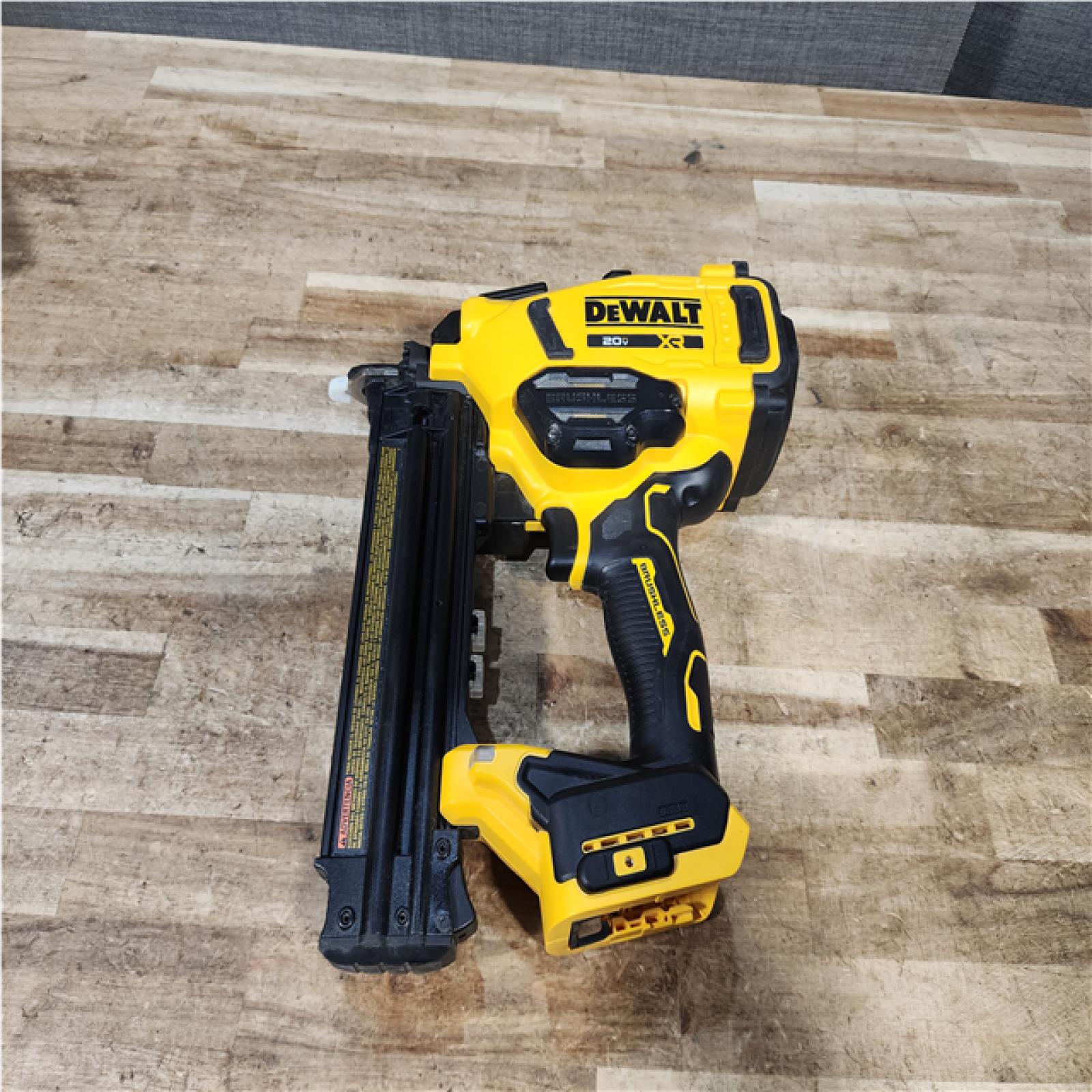 Houston Location AS-IS DEWALT 20V MAX XR 18 Gauge Cordless Brad Nailer (Tool Only)