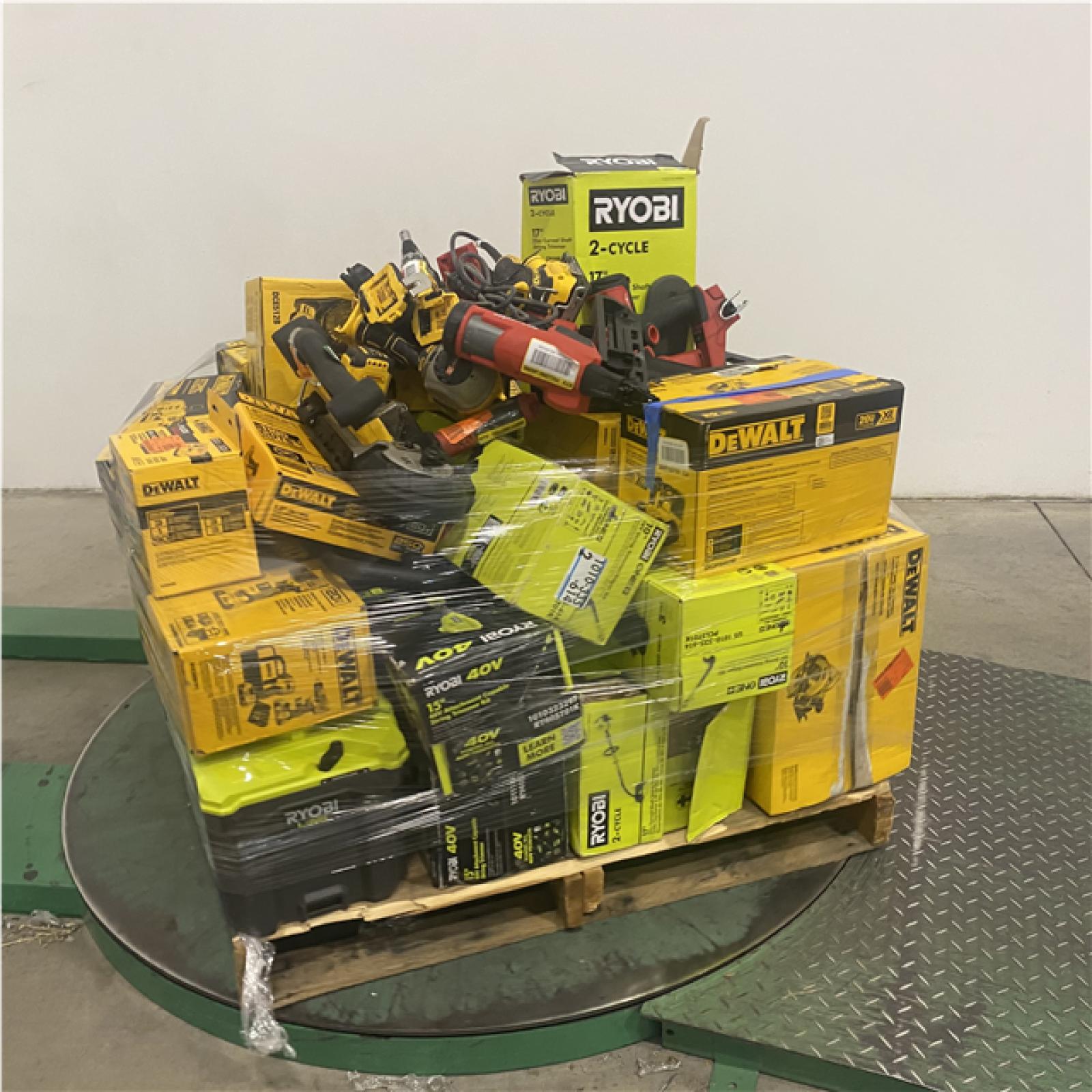 Dallas Location - As-Is Tool Pallet