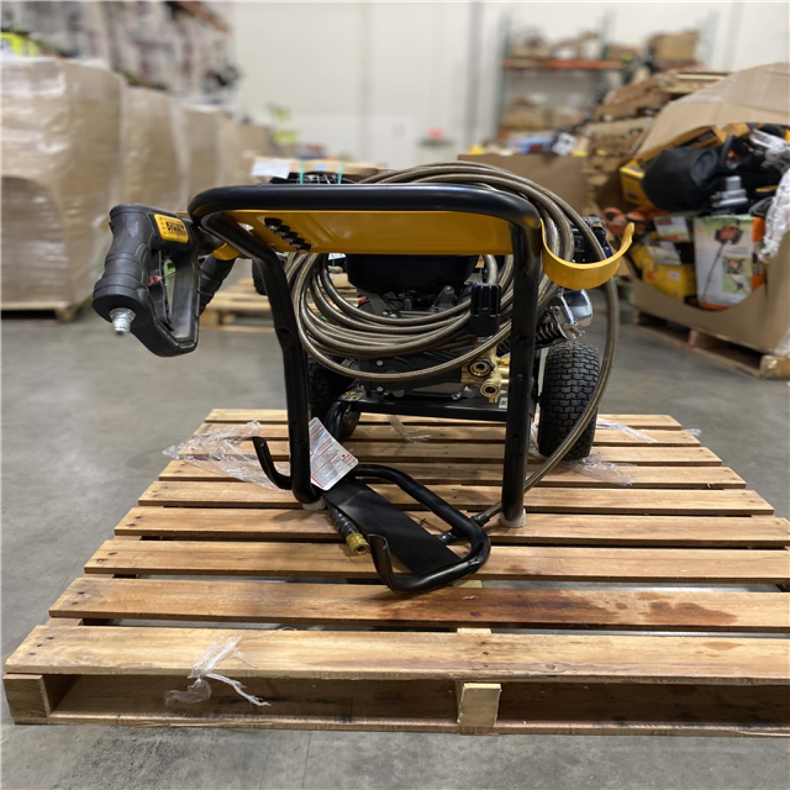 Dallas Location - As-Is Shop DEWALT 4400 PSI 4.0 GPM Gas Pressure Washer
