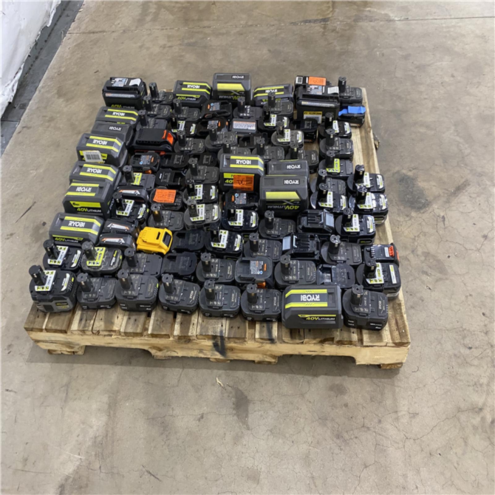 Houston Location AS IS - Tool Pallet