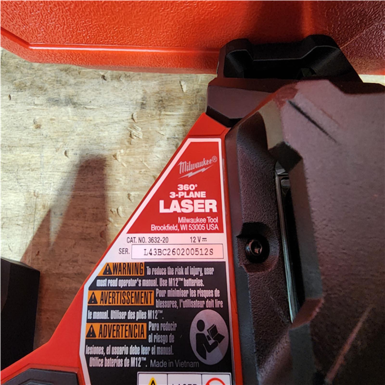 Houston Location AS-IS Milwaukee 12-Volt Lithium-Ion Cordless Green 250 ft. 3-Plane Laser Level Kit