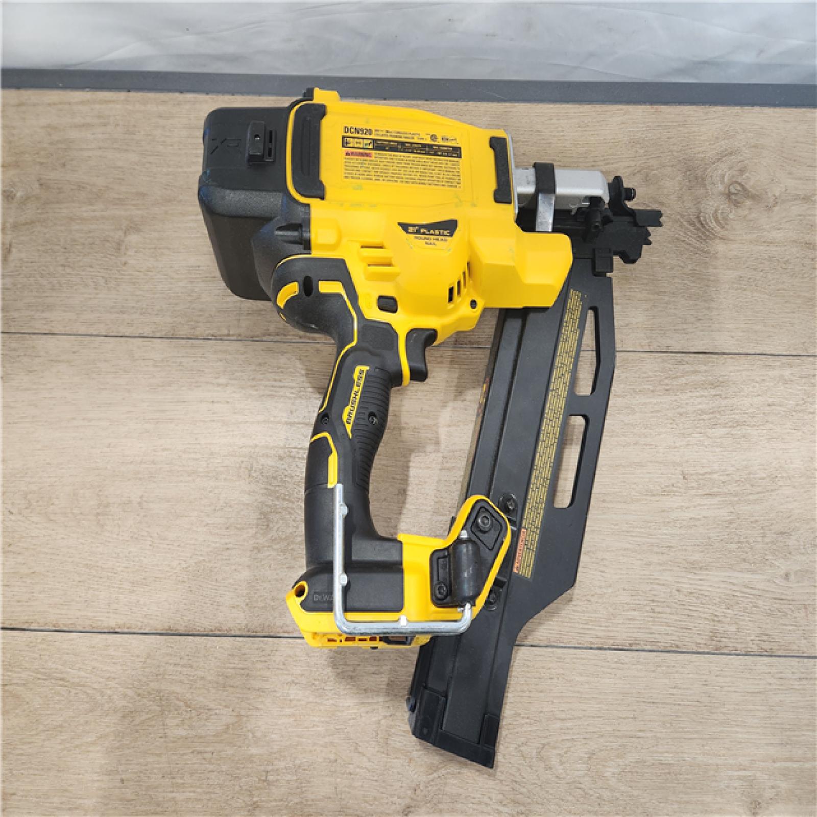 AS-IS- DEWALT 20-Volt 21° Cordless Framing Nailer (Tool-Only)