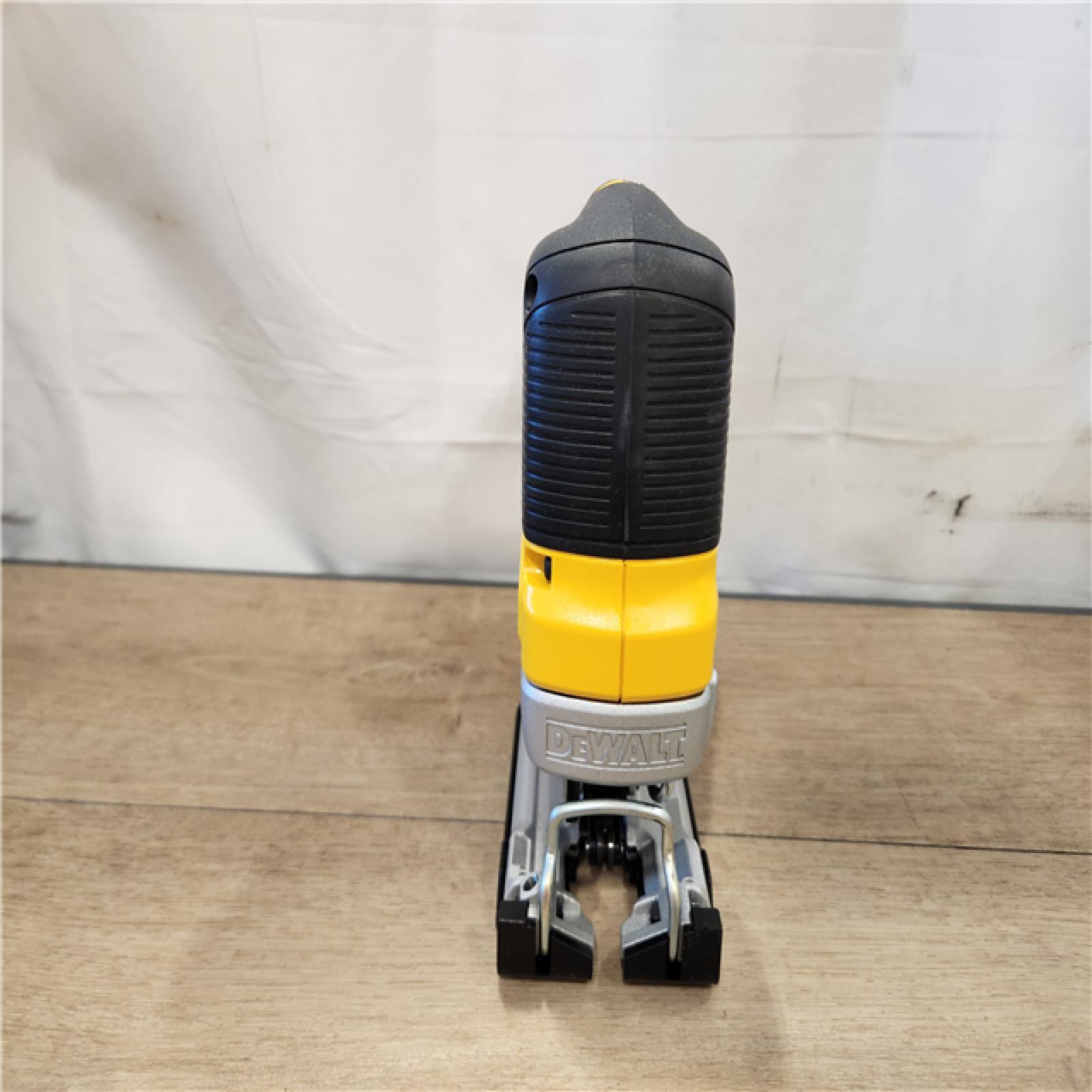 AS-IS- 20V MAX XR Cordless Brushless Jigsaw (Tool Only)