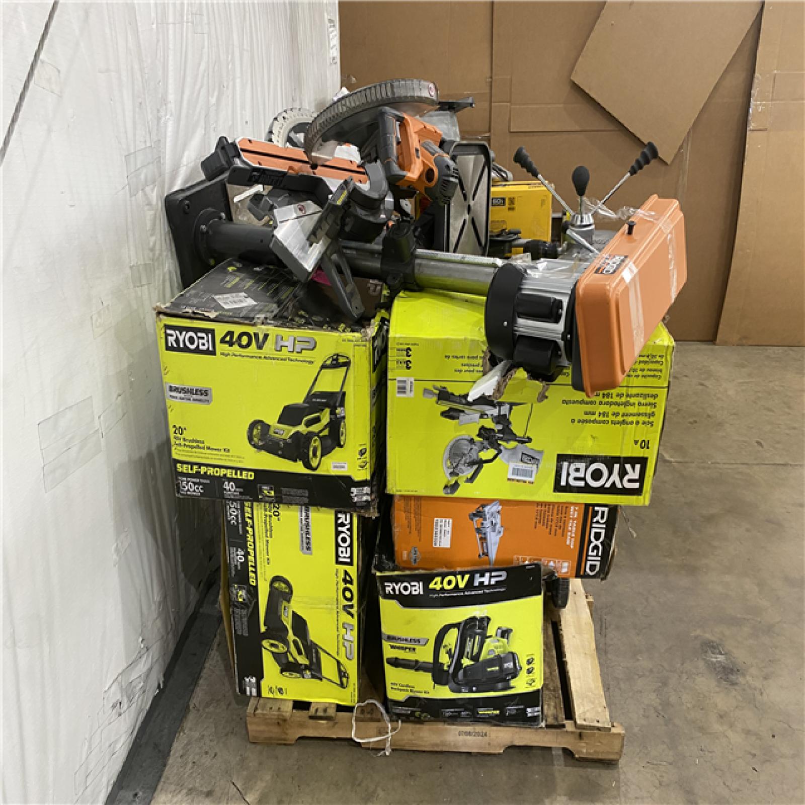 Houston Location AS IS - Tool Pallet