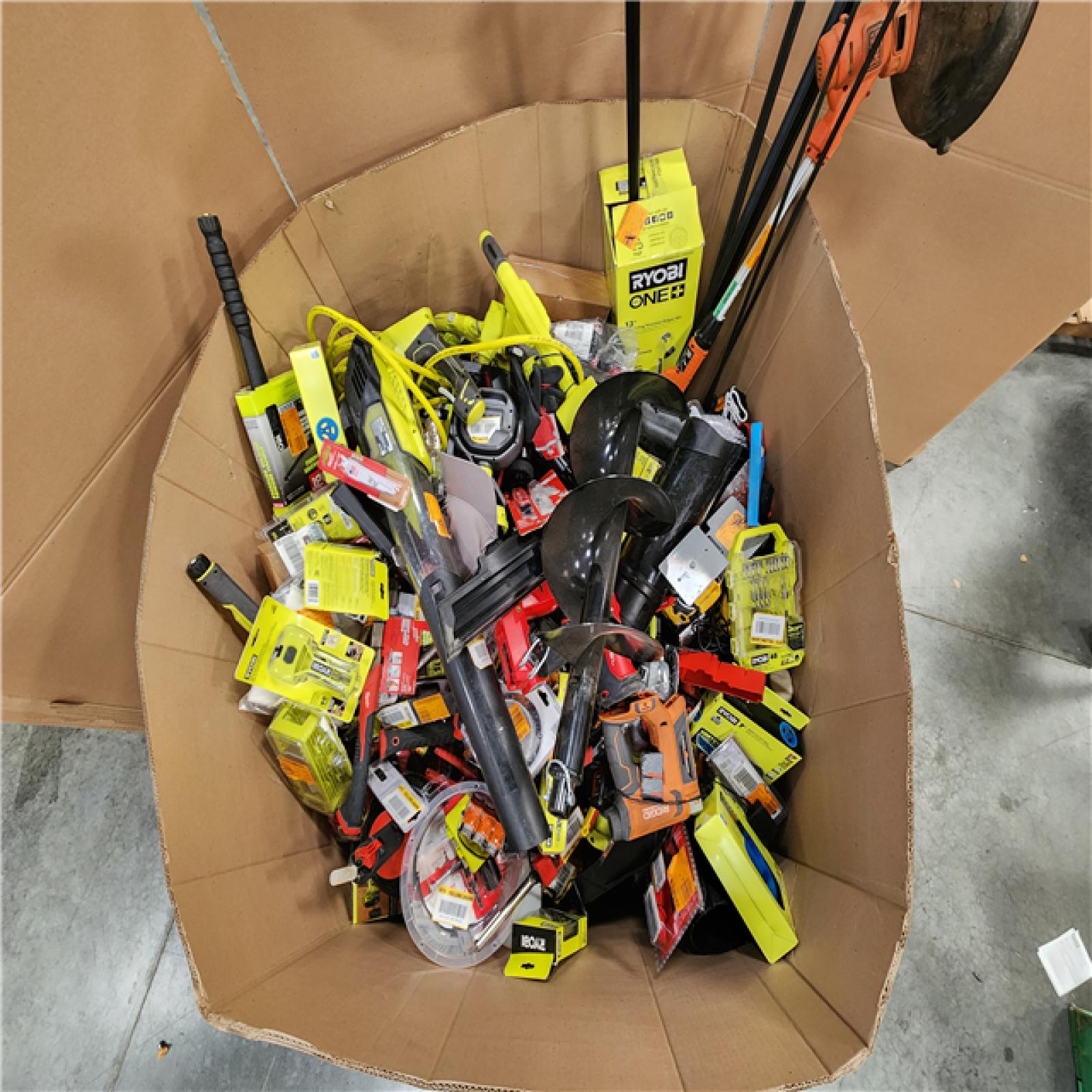 CALIFORNIA  AS-IS TOOL PALLET