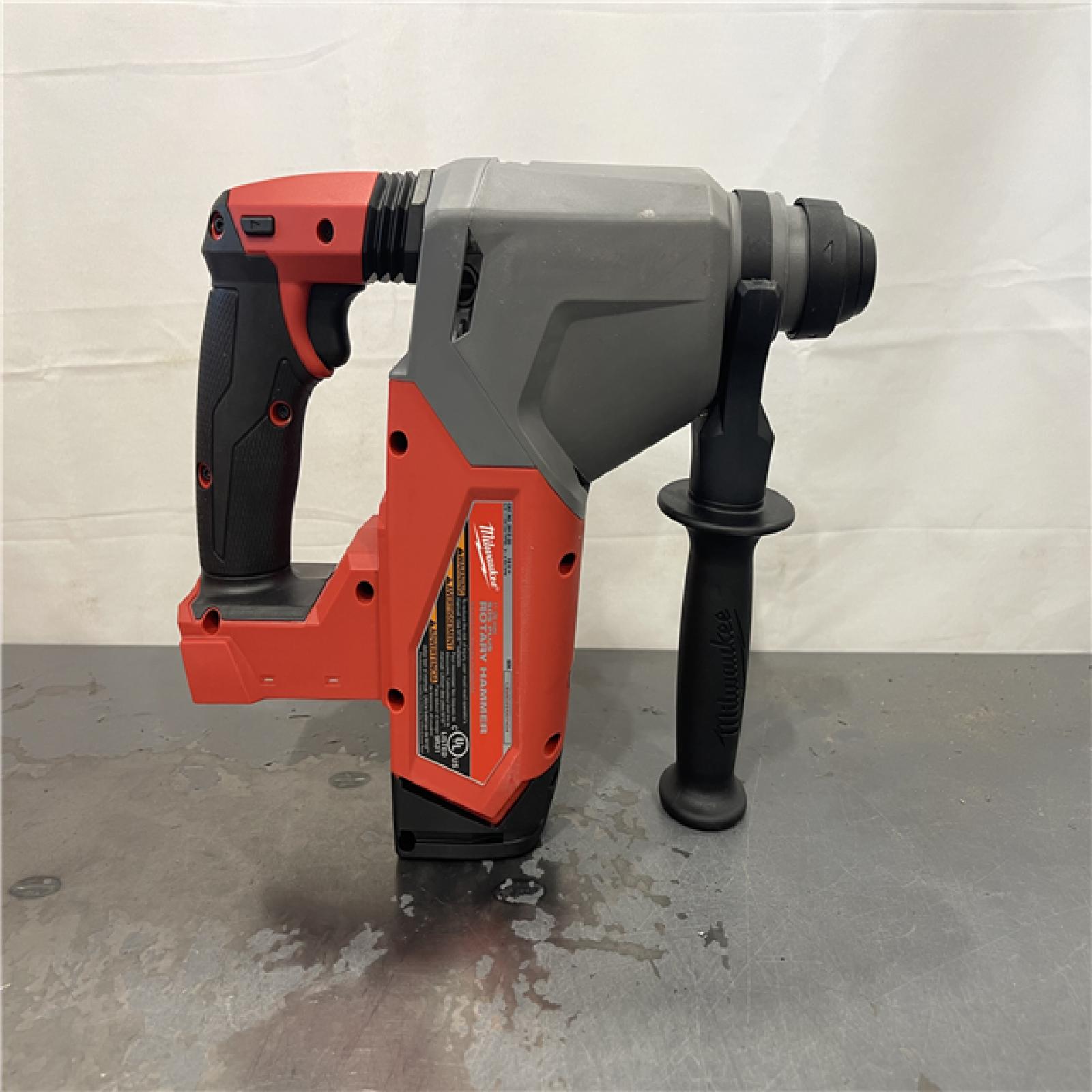 AS-IS- Milwaukee M18 FUEL 18V Lithium-Ion Brushless Cordless 1 in. SDS-Plus Rotary Hammer (Tool-Only)