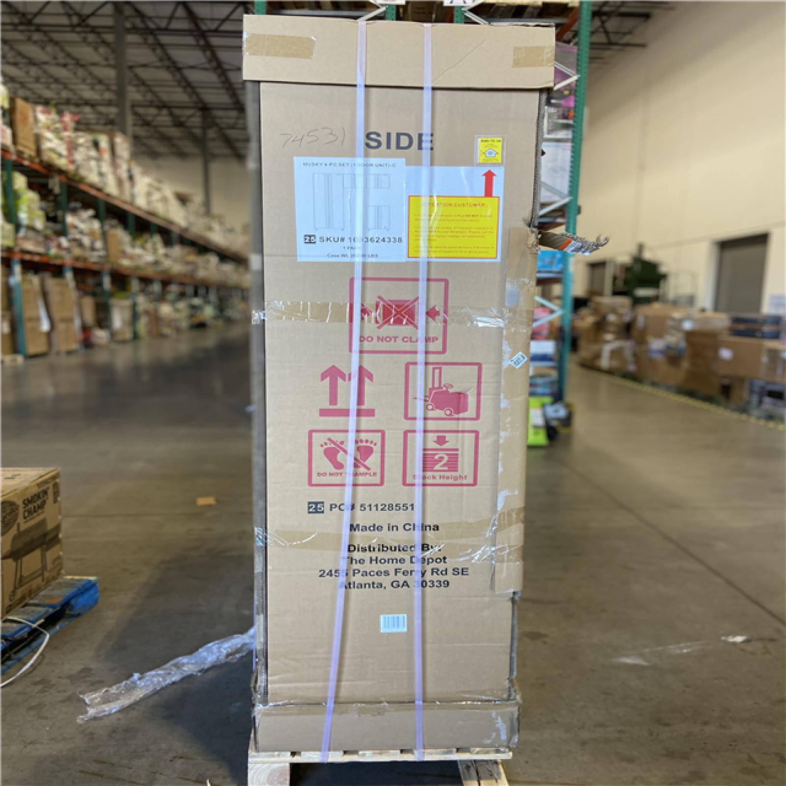 DALLAS LOCATION - Husky 4-Piece Regular Duty Welded Steel Garage Storage System in Black