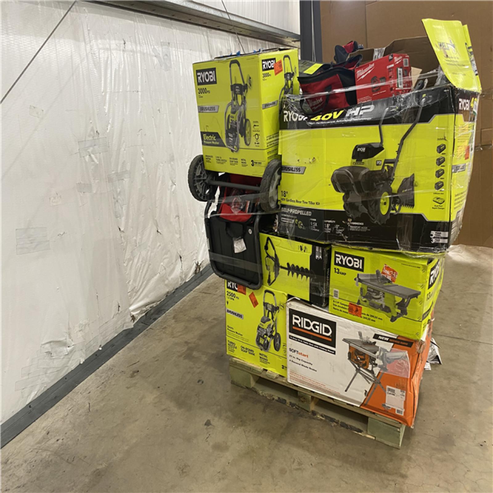 Houston Location AS IS - Tool Pallet