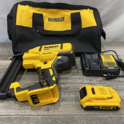 AS-IS DEWALT 20V MAX XR Lithium-Ion Cordless 18-Gauge Narrow Crown Stapler Kit