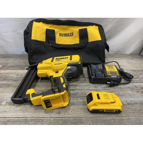 AS-IS DEWALT 20V MAX XR Lithium-Ion Cordless 18-Gauge Narrow Crown Stapler Kit