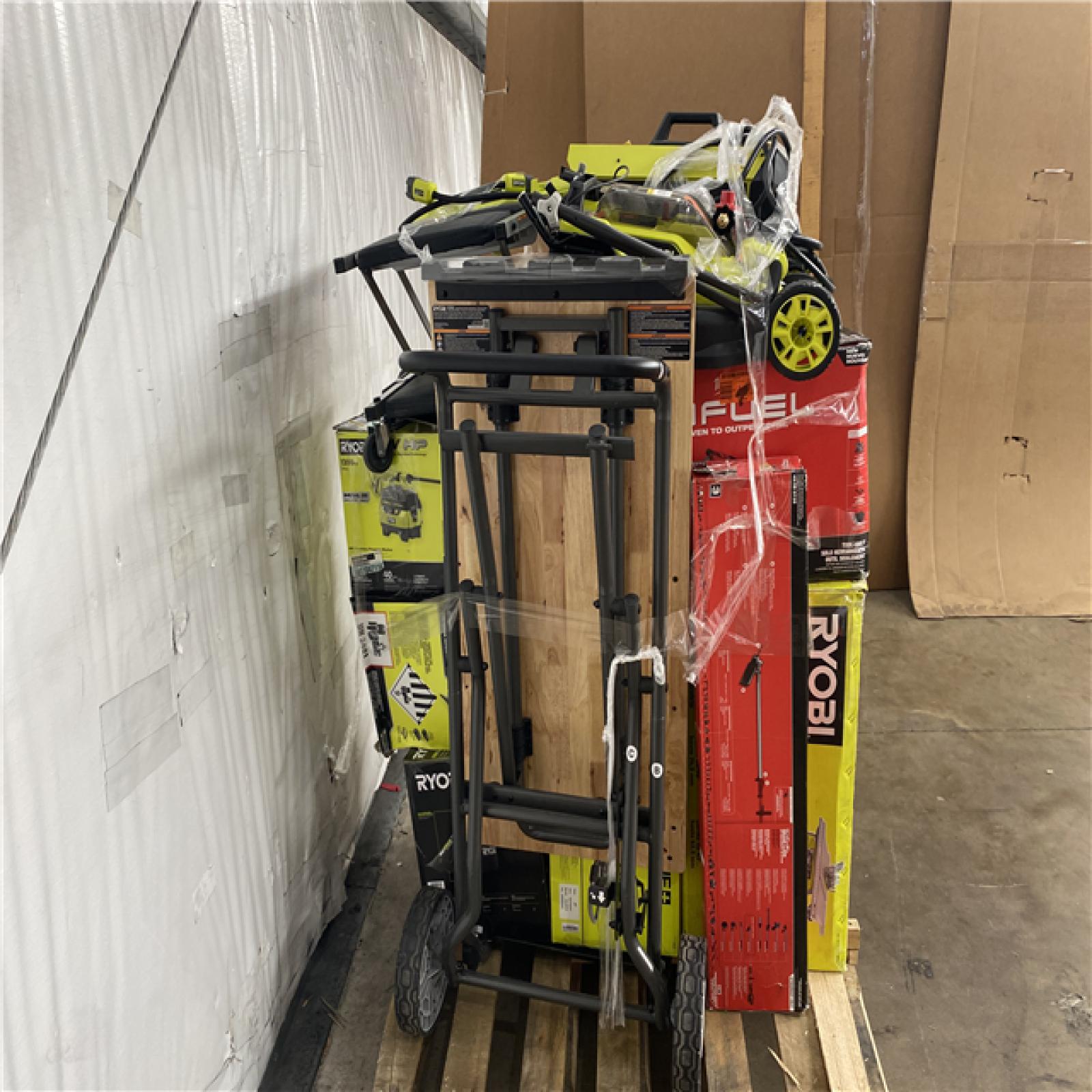 Houston Location AS IS - Tool Pallet