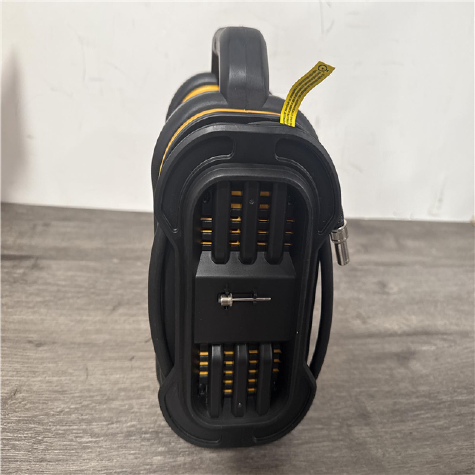 CALIFORNIA LIKE NEW DEWALT DXAEPS14 JUMP STARTER INFLATOR INVERTER