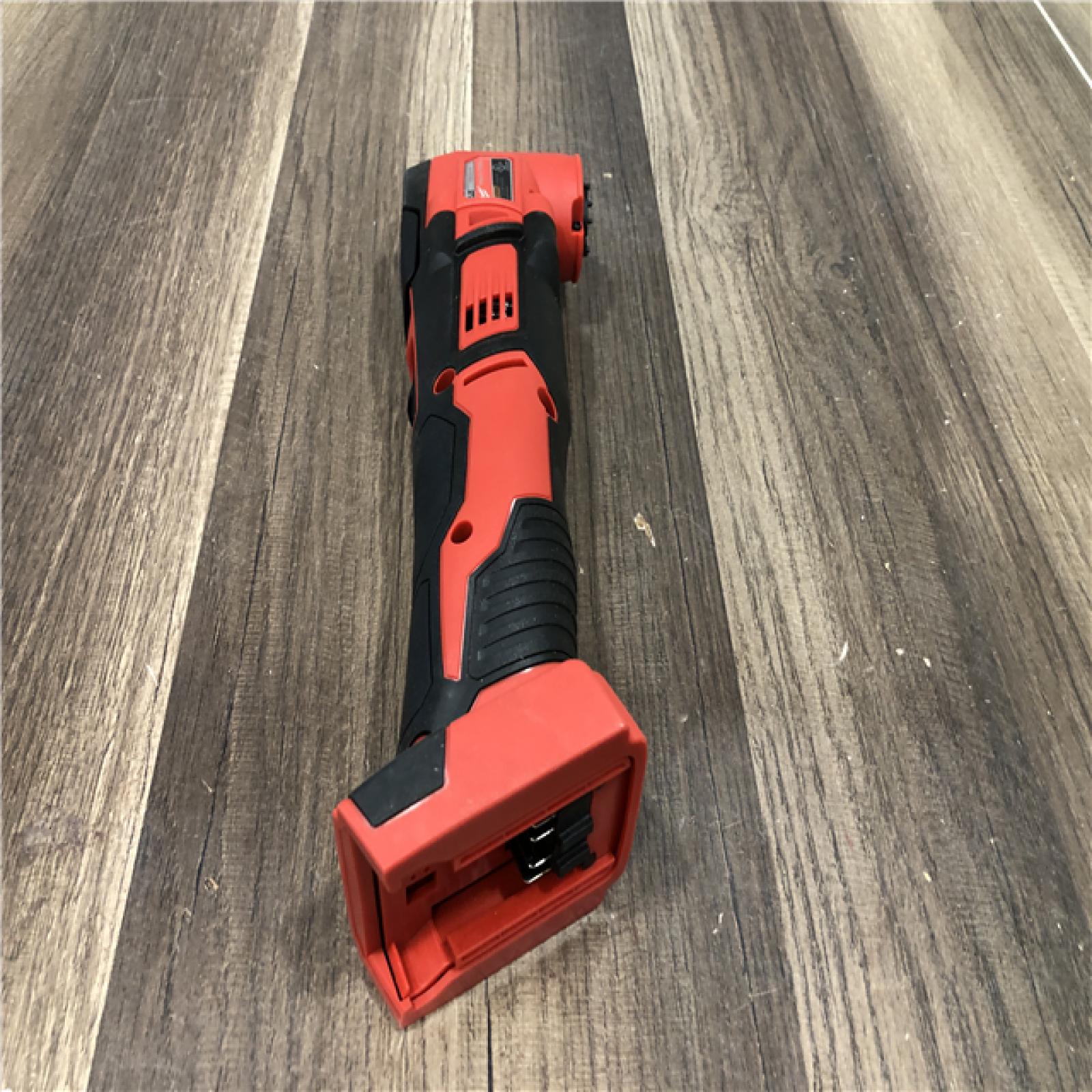 AS-IS Milwaukee M18 18V Lithium-Ion Cordless Oscillating Multi-Tool (Tool-Only)
