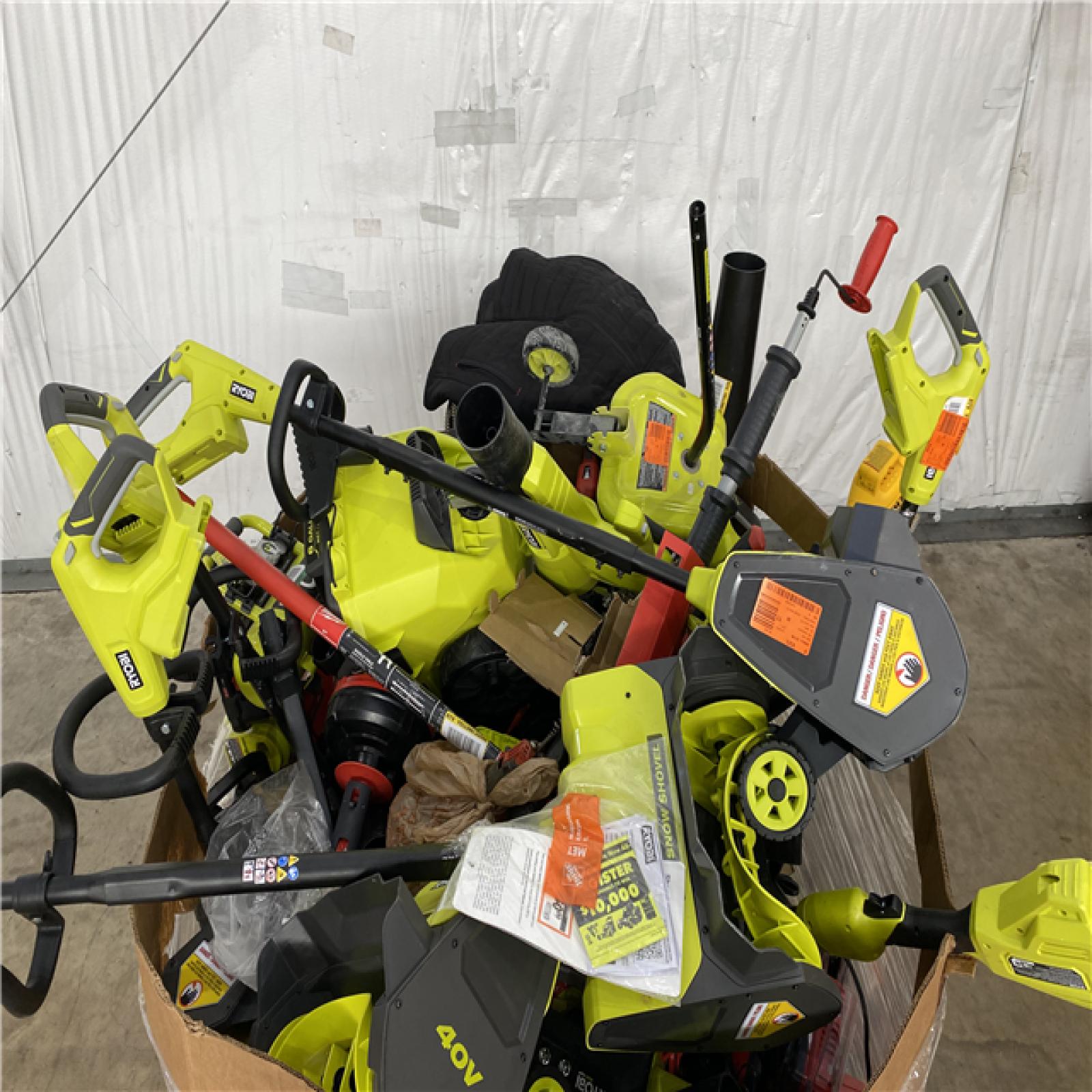 Houston Location AS IS - Tool Pallet