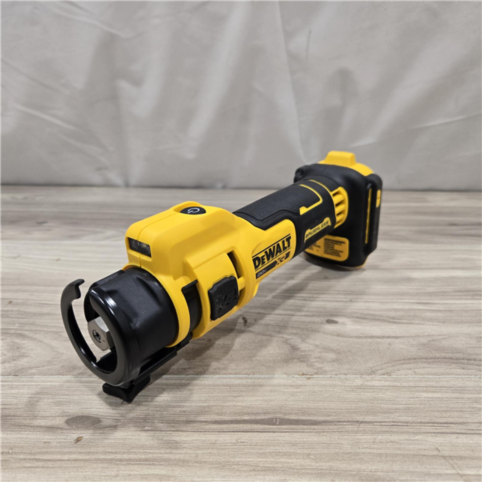 AS-IS DEWALT 20V MAX Cordless Cut-Out Tool (Tool-Only)