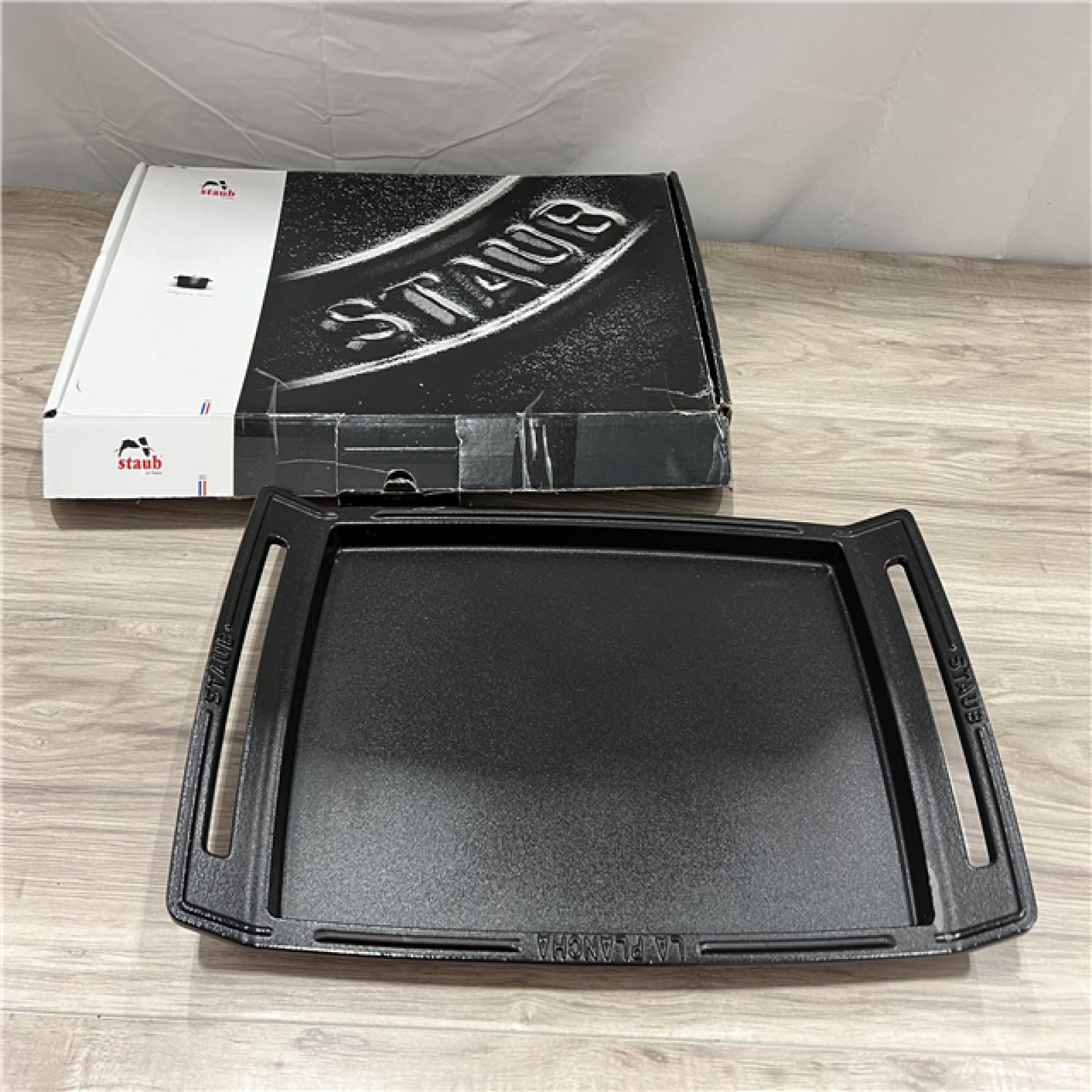 STAUB  40509-340-0 Le Plancha Rectangular  Cast Iron  Black  38 Cm