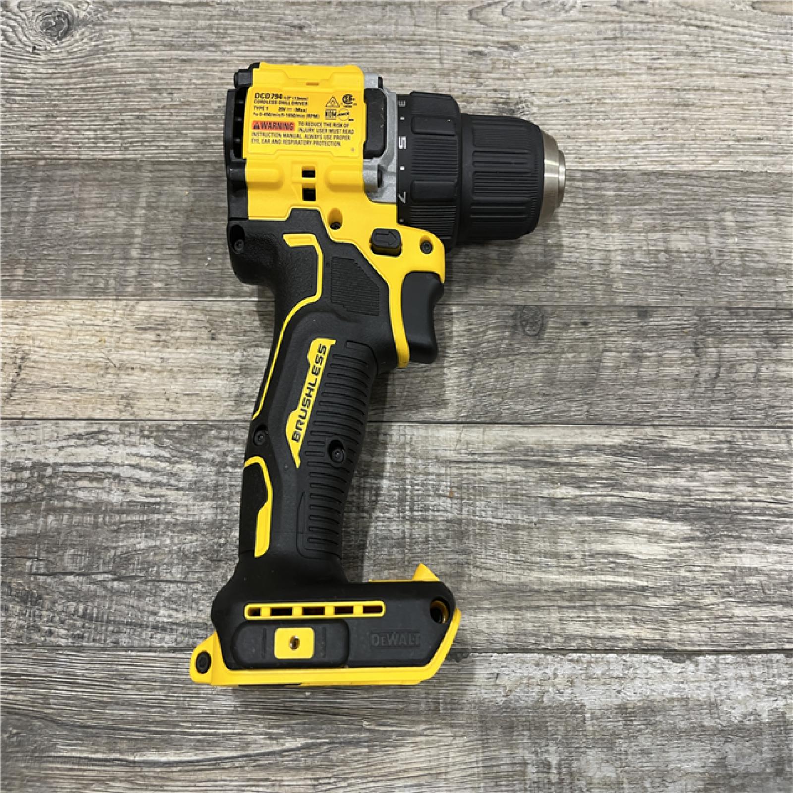 AS-IS DEWALT Atomic 20V Lithium-Ion Cordless Compact 1/2 in. Drill/Driver Kit