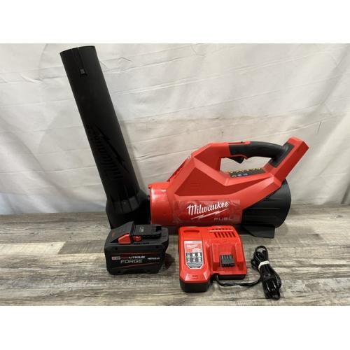 AS-IS Milwaukee FUEL 120 MPH 500 CFM 18V Brushless Cordless Battery Powered Leaf Blower Kit