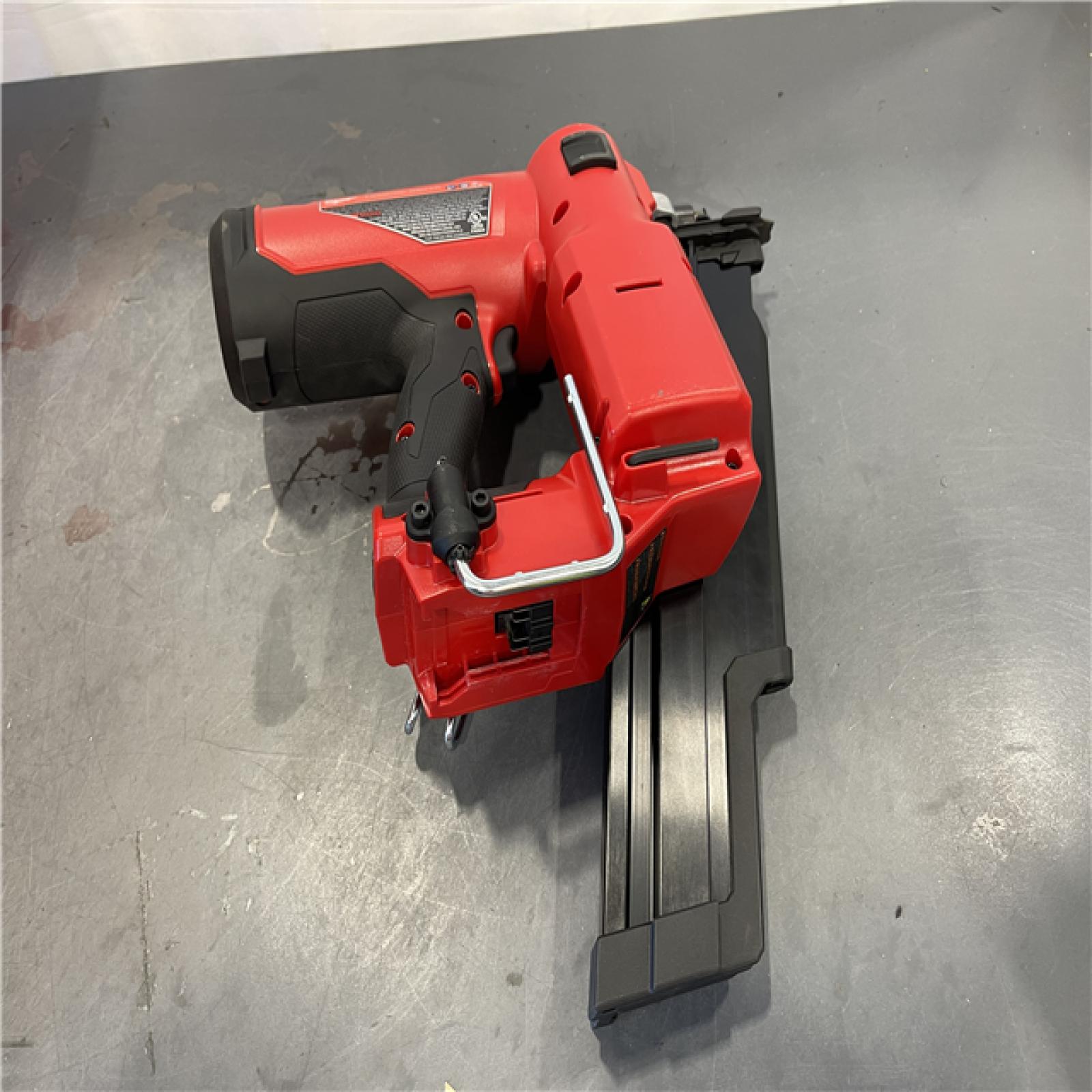 AS-IS - Milwaukee M18 FUEL 3-1/2 in. 18-Volt 21-Degree Lithium-Ion Brushless Cordless Framing Nailer