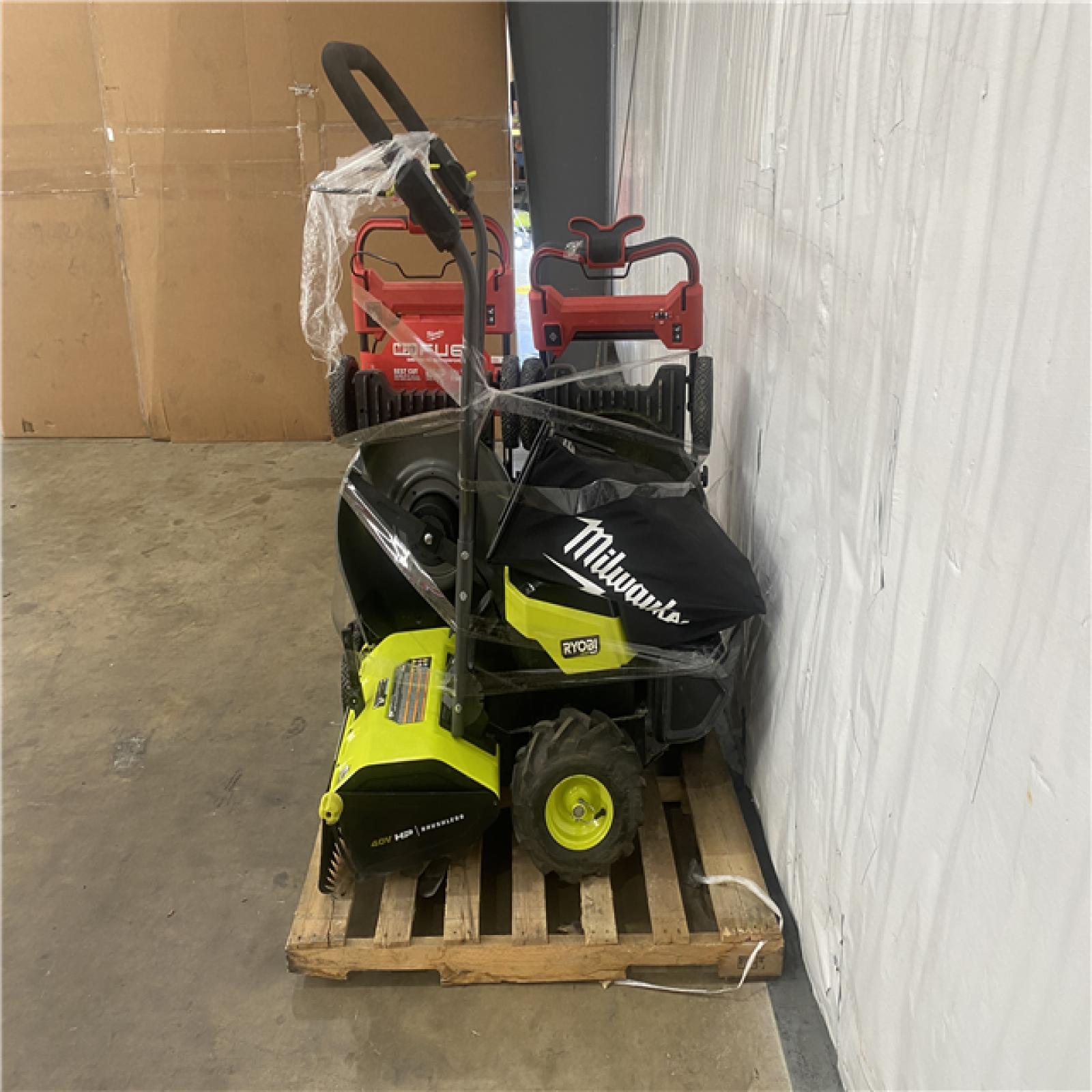 Houston Location AS IS - Tool Pallet