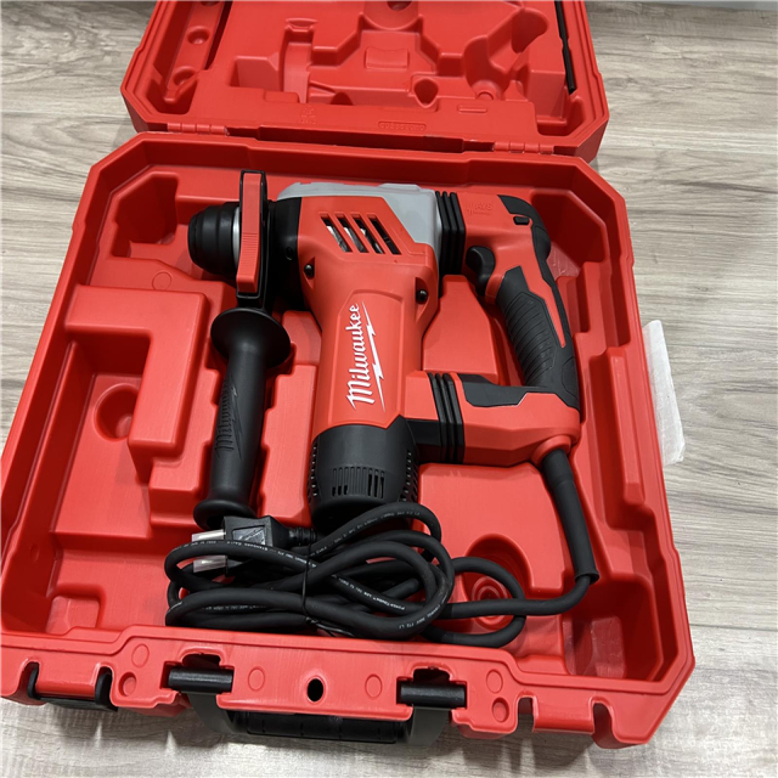 AS-IS Milwaukee 1-1/8 in. Corded SDS-Plus Rotary Hammer