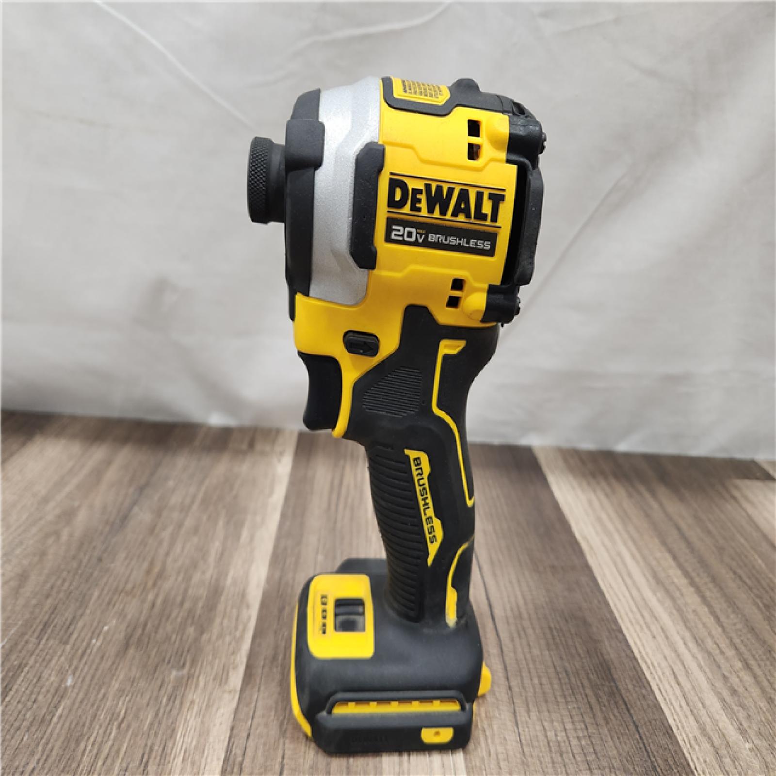 AS-IS- DeWalt 20V Cordless Brushless Compact 1/4 Impact Driver (Tool Only)