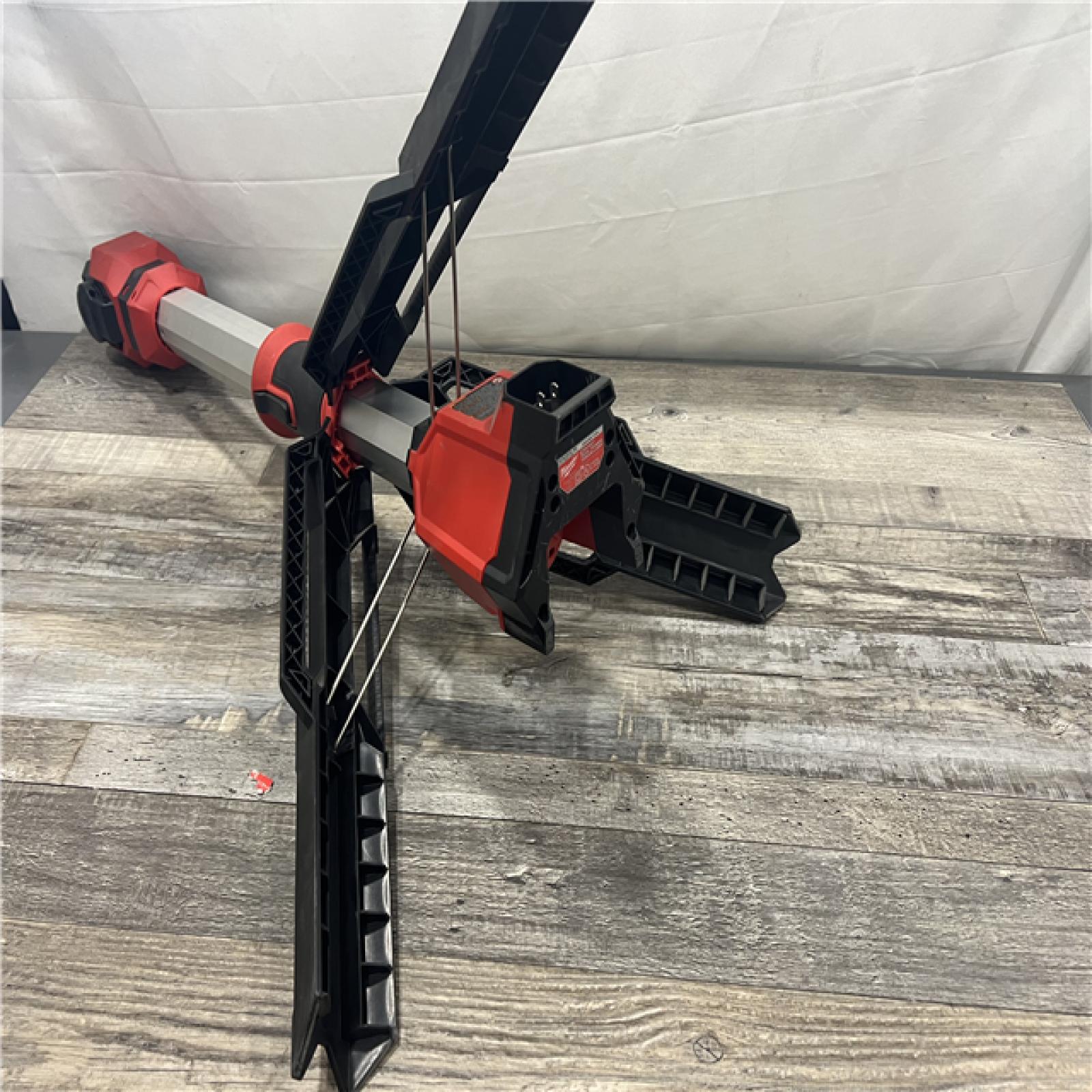 Milwaukee M12 12V Lithium-Ion Cordless Brushless Rotary Tool with M12 1400 Lumen ROCKET LED Stand Work Light (Tool-Only)