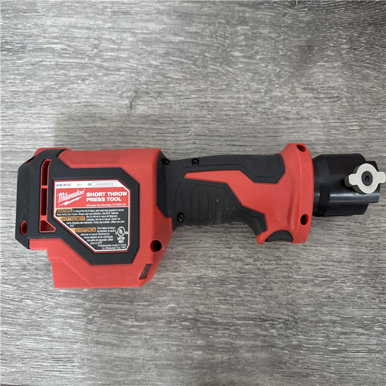 California AS-IS Milwaukee M18 Short Throw Press Tool Kit  Includes (1) Battery  Charger and Hard Case