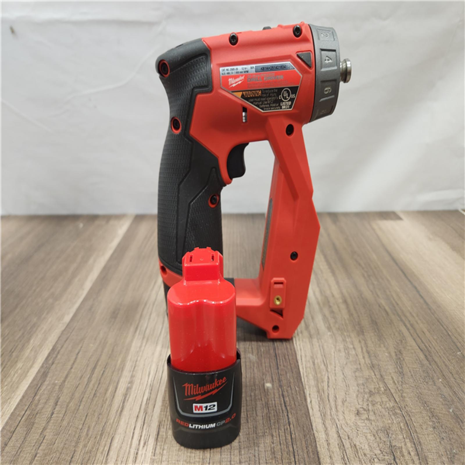 AS-IS- Milwaukee12V Fuel 4-in-1 Installation Drill/Driver Cordless Lithium-Ion