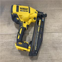 AS-IS DEWALT 20V MAX XR 16-Gauge Electric Cordless Angled Finishing Nailer Kit